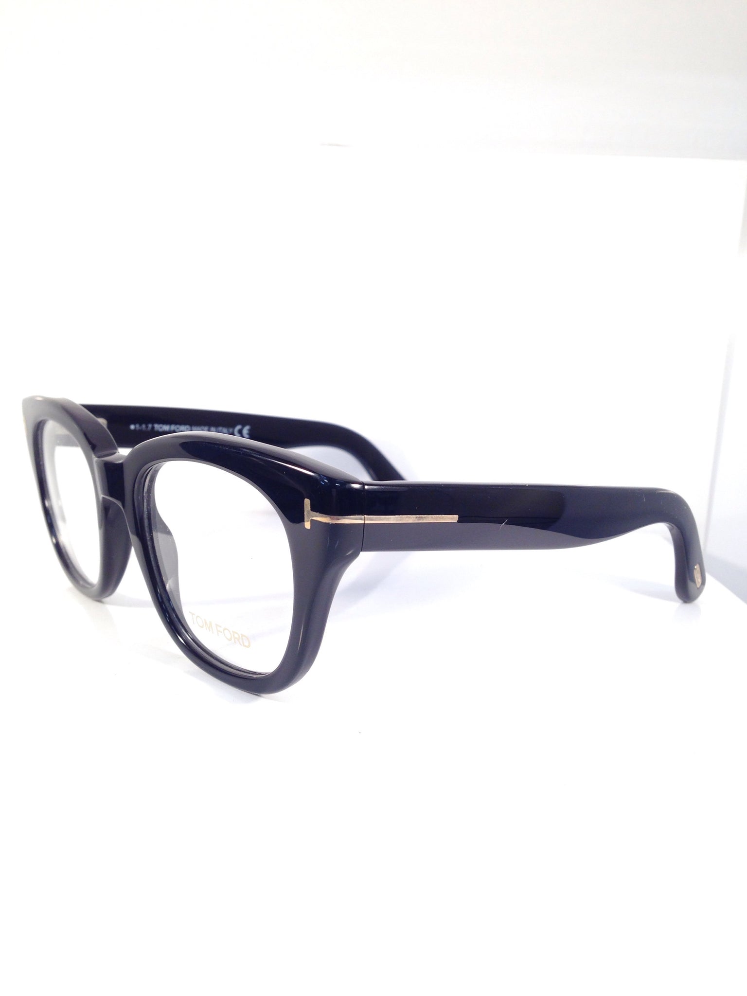 Tom Ford TF5473 – Asterix Eyewear